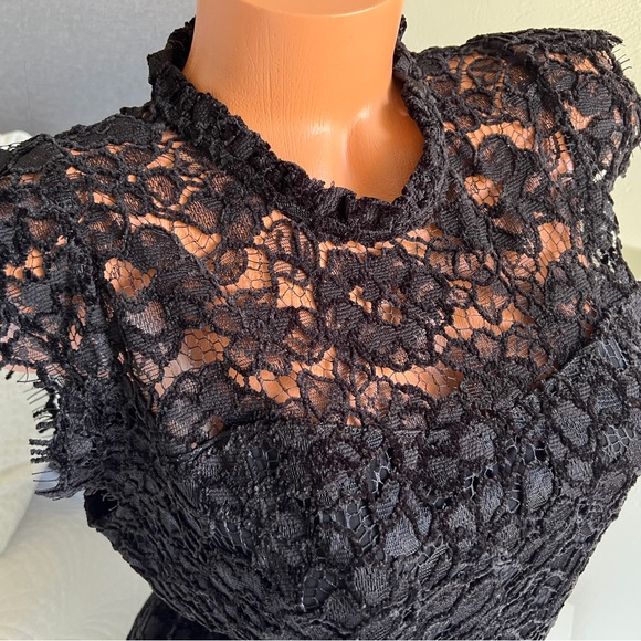 NWT White House Black Market Shirt Women Lace Sz 10 - Picture 3 of 11